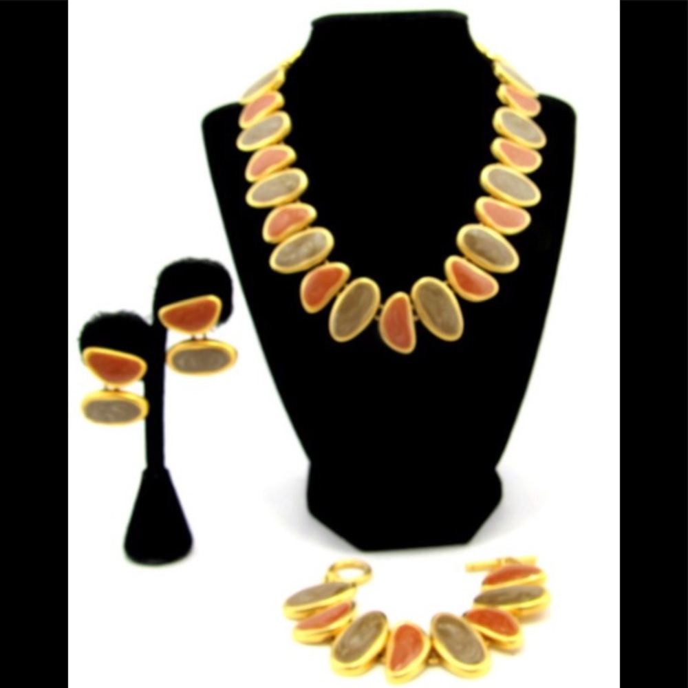 METAL MATTE GOLD TONE Enamel Jewelry Set